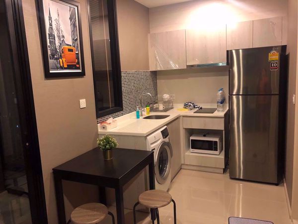 Picture of 1 bed Condo in Life Asoke Huai Khwang District C07376