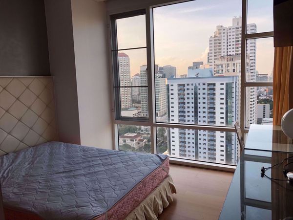 Picture of 3 bed Condo in Fullerton Sukhumvit Khlongtoei Sub District C07461