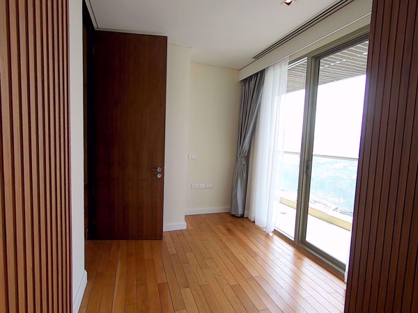 Picture of 2 bed Condo in The Lakes Khlongtoei Sub District C07462