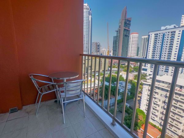 รูปภาพ 2 bed Condo in Fullerton Sukhumvit Khlongtoei Sub District C07473