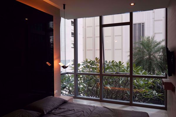 รูปภาพ 1 bed Condo in The Room Sukhumvit 21 Watthana District C07529