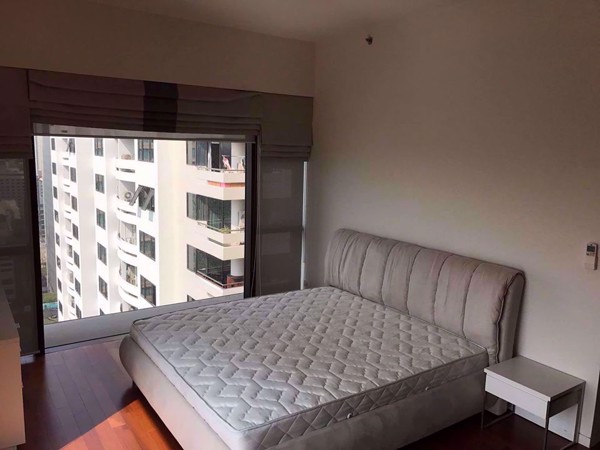 Picture of 2 bed Condo in Hansar Rajdamri Lumphini Sub District C07534