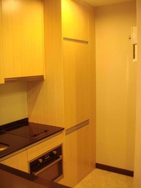 Picture of 1 bed Condo in Sathorn Gardens Thungmahamek Sub District C07543