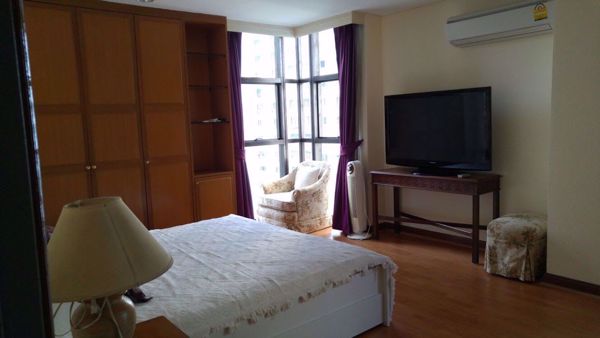 รูปภาพ 2 bed Condo in Baan Somthavil Lumphini Sub District C07619