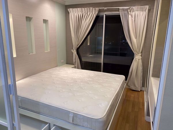 Picture of 1 bed Condo in Lumpini Place Rama IX-Ratchada Samsennok Sub District C07628