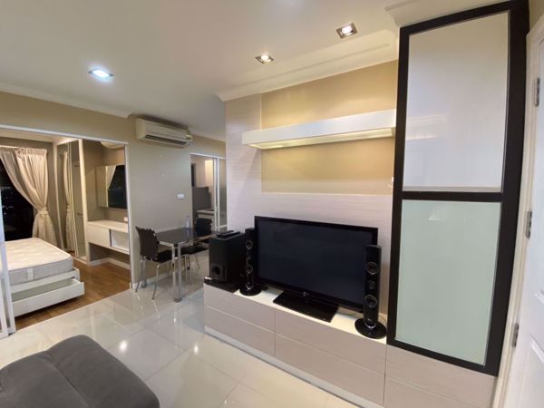 Picture of 1 bed Condo in Lumpini Place Rama IX-Ratchada Samsennok Sub District C07628