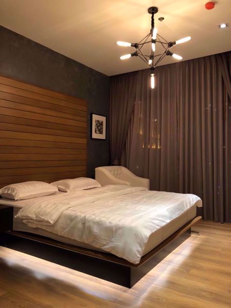 Picture of Studio bed Condo in Park Origin Phromphong Khlongtan Sub District C07638