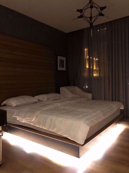 Picture of Studio bed Condo in Park Origin Phromphong Khlongtan Sub District C07638