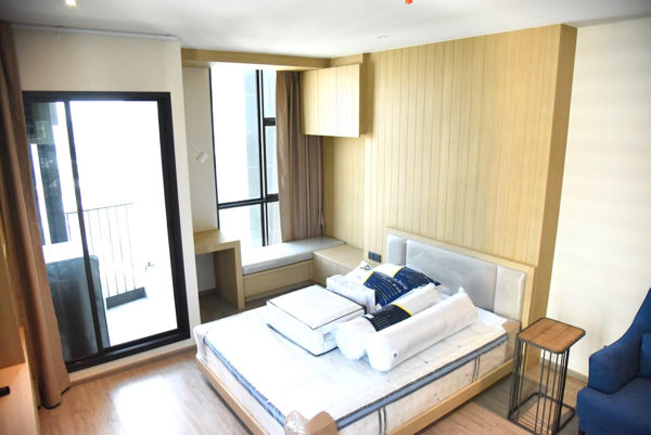 รูปภาพ Studio bed Condo in RHYTHM Ekkamai Watthana District C07646