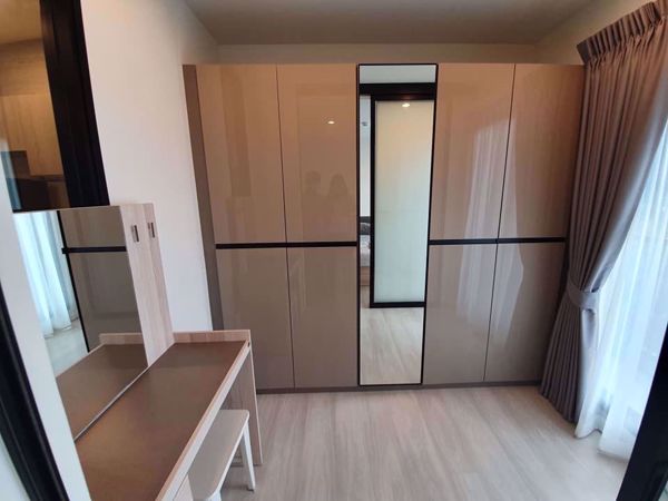 Picture of 1 bed Condo in Life Asoke Huai Khwang District C07680