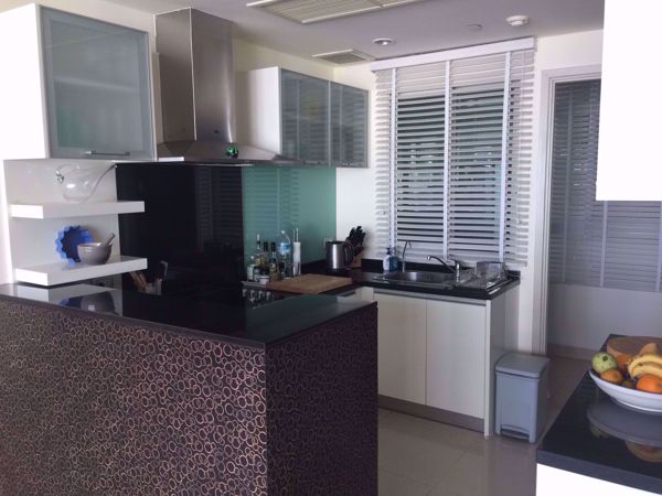 รูปภาพ 3 bed Condo in Watermark Chaophraya Khlong Ton Sai Sub District C07721