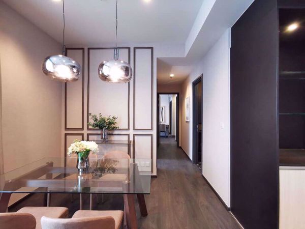 รูปภาพ 2 bed Condo in Edge Sukhumvit 23 Khlong Toei Nuea Sub District C07746