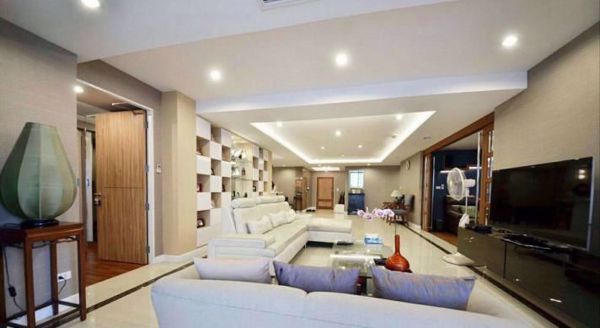 Picture of 4 bed Condo in Mahogany Tower Khlongtan Sub District C07747