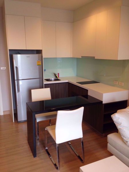 Picture of 1 bed Condo in Urbano Absolute Sathon-Taksin Khlong Ton Sai Sub District C07750