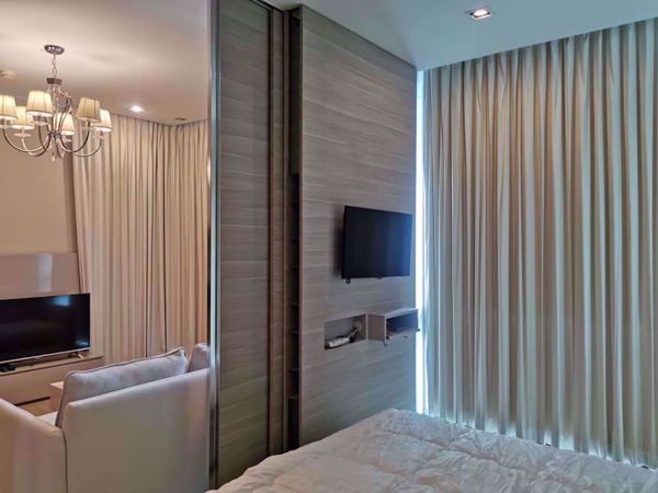 รูปภาพ 1 bed Condo in The Room Sukhumvit 21 Watthana District C07757