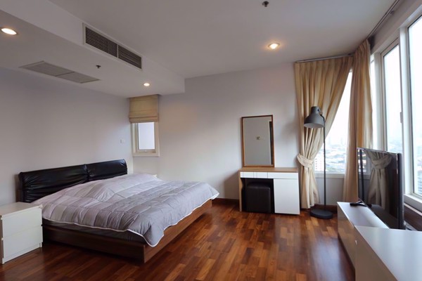 รูปภาพ 2 bed Condo in Baan Siri 24 Khlongtoei District C07804