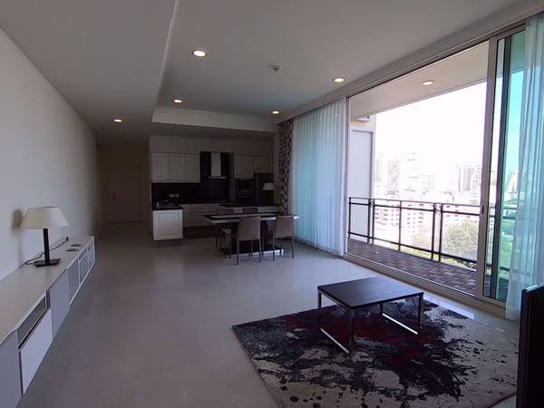 รูปภาพ 2 bed Condo in Royce Private Residences Watthana District C07807