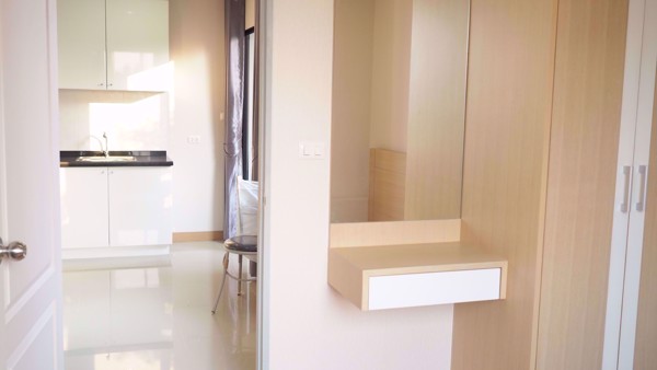 Picture of 2 bed Condo in Le Rich @ Aree station Phayathai District C07811