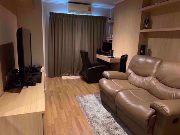 Picture of 1 bed Condo in Lumpini Park Riverside Rama 3 Bangphongphang Sub District C07837