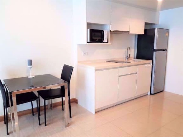 Picture of 1 bed Condo in Downtown Forty Nine Khlong Tan Nuea Sub District C07852