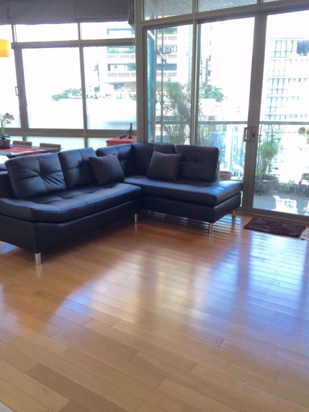 Picture of 2 bed Condo in The Lakes Khlongtoei Sub District C07877