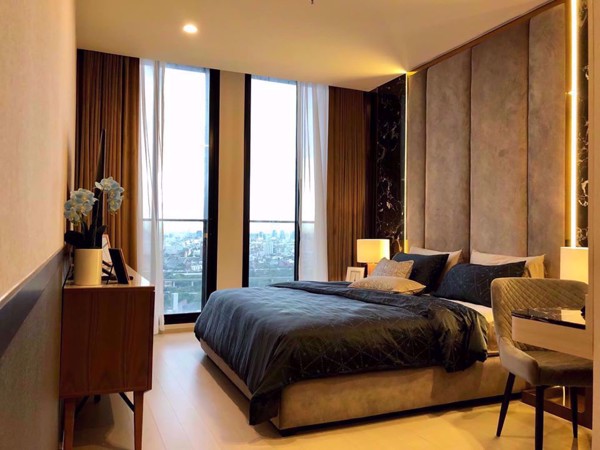 รูปภาพ 1 bed Condo in Noble Ploenchit Lumphini Sub District C07941