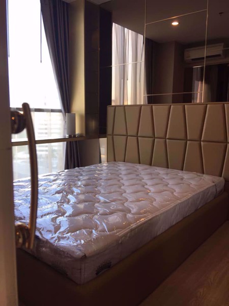 รูปภาพ 1 bed Condo in Noble Revolve Ratchada Huai Khwang Sub District C07958