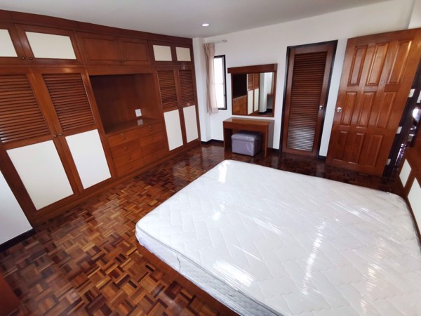 รูปภาพ 3 bed Condo in CS Villa Khlong Tan Nuea Sub District C07978