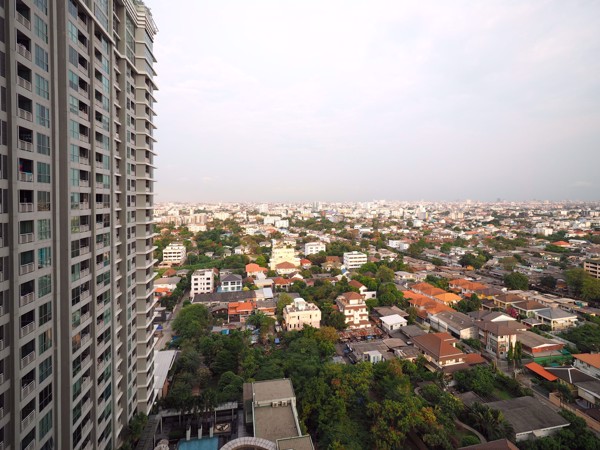 รูปภาพ 1 bed Condo in Rhythm Ratchada Samsennok Sub District C07979