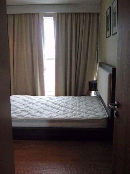 Picture of 2 bed Condo in The Lakes Khlongtoei Sub District C08093