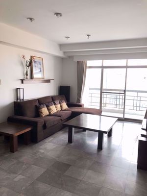 Picture of 3 bed Condo in Royal Castle Watthana District C08140