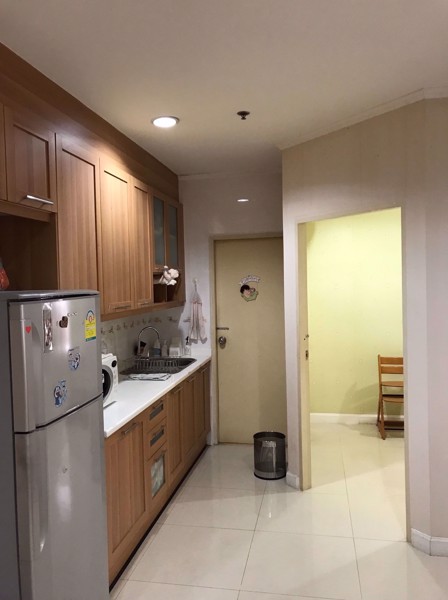 รูปภาพ 2 bed Condo in Pathumwan Resort Ratchathewi District C08141