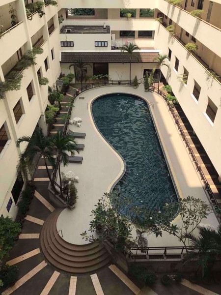 Picture of 3 bed Condo in Fair Tower Phra Khanong Sub District C08223