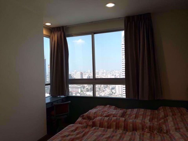 Picture of 3 bed Condo in Sathorn House Silom Sub District C08282