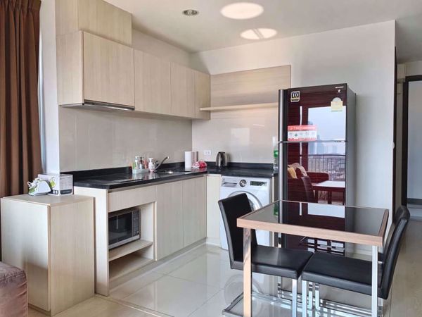 รูปภาพ 2 bed Condo in Rhythm Sathorn - Narathiwas Thungmahamek Sub District C08289