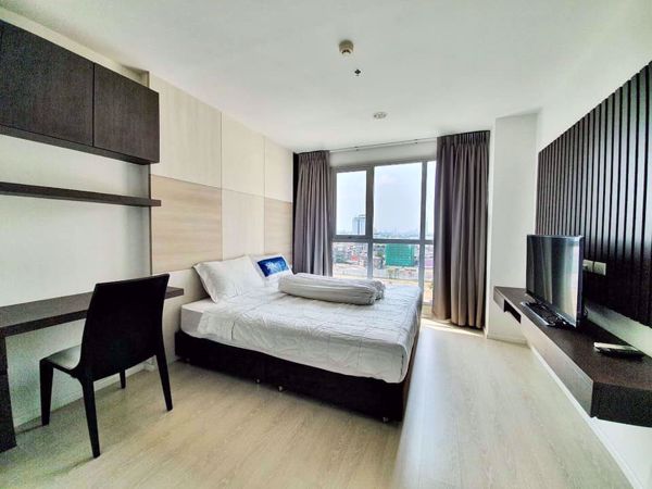 รูปภาพ 2 bed Condo in Rhythm Sathorn - Narathiwas Thungmahamek Sub District C08289