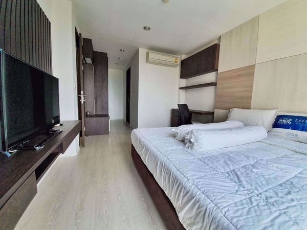 รูปภาพ 2 bed Condo in Rhythm Sathorn - Narathiwas Thungmahamek Sub District C08289