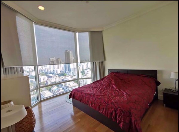 Picture of 2 bed Condo in Royce Private Residences Watthana District C08312