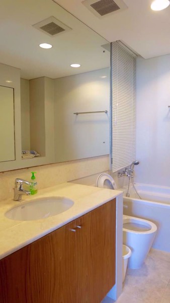 Picture of 3 bed Condo in Wilshire Khlongtoei Sub District C08341