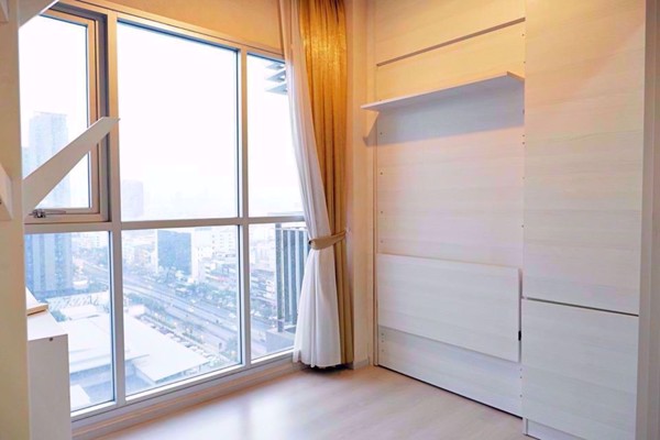 Picture of 2 bed Condo in Life Ratchadapisek Huai Khwang District C08352