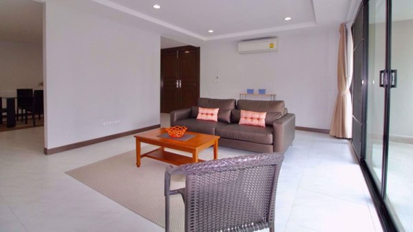 Picture of 3 bed Condo in Vanida Apartment Ekkamai Watthana District C08425