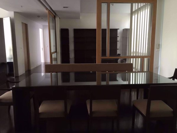 Picture of 3 bed Condo in Domus 16 Khlongtoei District C08444