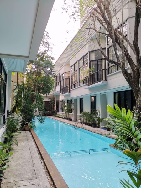 รูปภาพ 4 bed House in Veranda Ville House  Khlongtoei District H05321