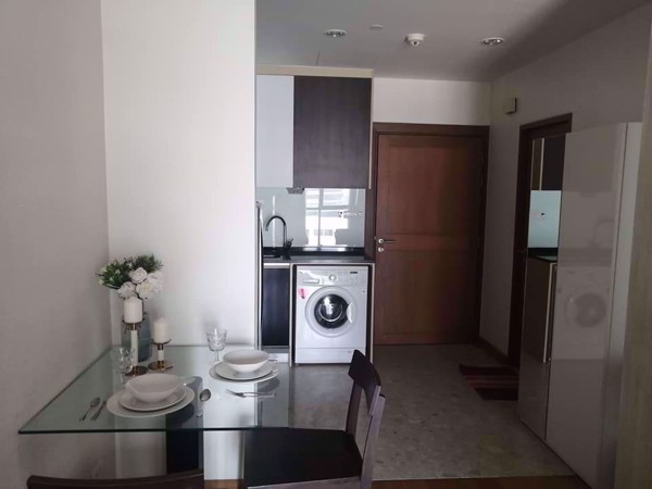 Picture of 1 bed Condo in Sathorn Gardens Thungmahamek Sub District C08543