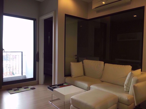 Picture of 1 bed Condo in Urbano Absolute Sathon-Taksin Khlong San District C08589