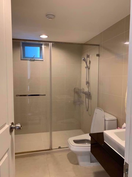 Picture of 2 bed Condo in Belle Grand Rama 9 Huai Khwang Sub District C08634