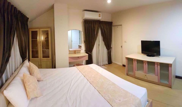 Picture of 2 bed Condo in Prasertsuk Place Chatuchak District C08645