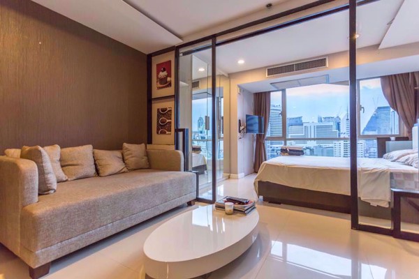 รูปภาพ Studio bed Condo in The Trendy Condominium Watthana District C08647