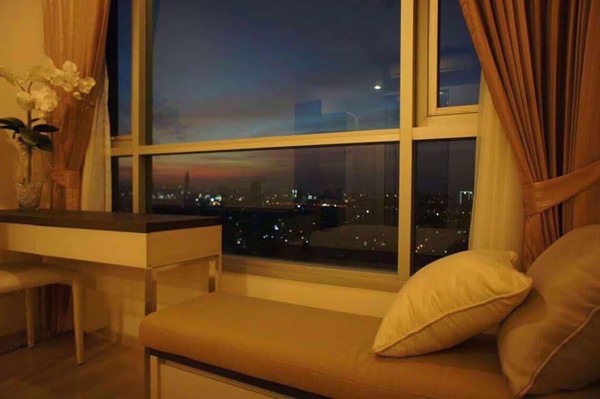 Picture of 2 bed Condo in Life Ratchadapisek Huai Khwang District C08687