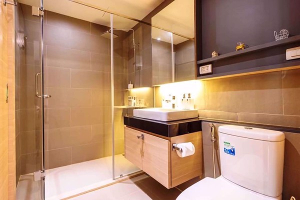 รูปภาพ 1 bed Condo in Klass Condo Silom Silom Sub District C08704